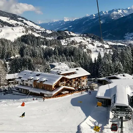 Panorama Chalets Penthouse Jensen Ski In Ski Out Mittersill